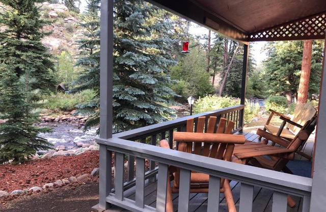 Riverfront Mountain Cottage Retreat