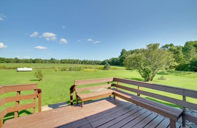 Riverfront Suring Home: ATV Trails, Sunroom!