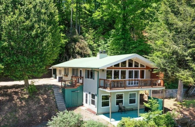 Riverside Home with game room