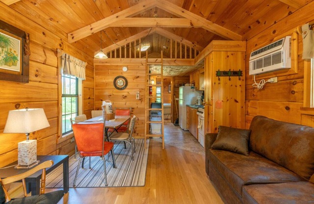 Riverwoods Cabin, Chippewa River