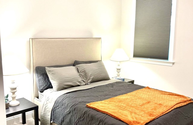 Rm1: Chic and Cozy Private Bedroom