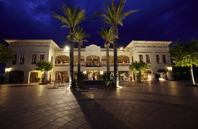 ROBINSON CALA SERENA