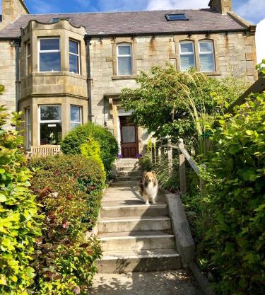 Rockvilla Guest House