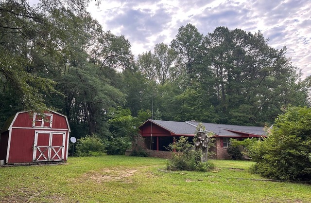 Roll Tide Ranch on 5 Tranquil Acres of Country Living Near Tuscaloosa Town!