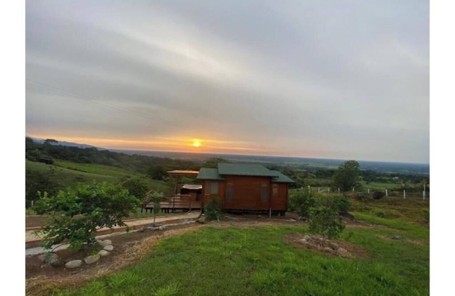 Romantic Cabin with Jacuzzi Azulejo