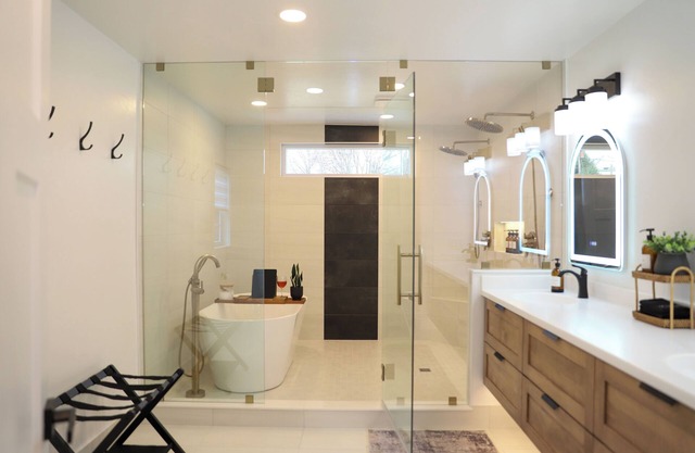 Romantic, Luxurious Getaway in the Heart of Amish Country