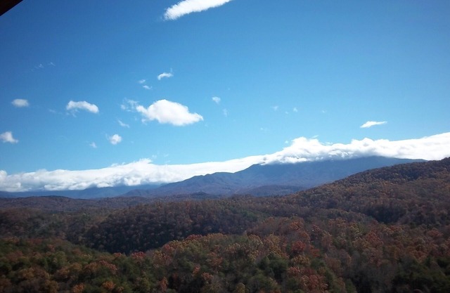 Romantic Luxury Getaway,Breathtaking View,Free HS WiFi,Htub,Xm,Smart Home Theatr