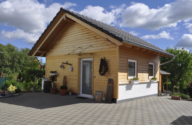 Romantic quiet chalet with a beautiful garden