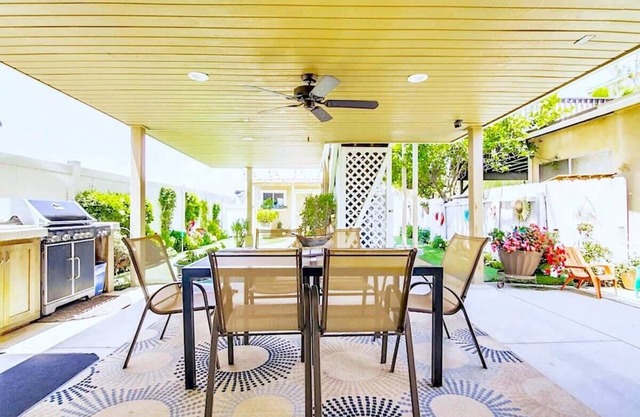 Rooftop Deck with Ocean Views in Mission Bay