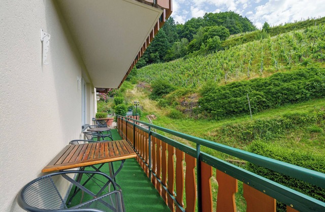 Room '7' with Mountain View, Shared Terrace and Wi-Fi