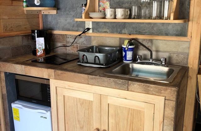 Room-cozy Studio With Heating Near San C