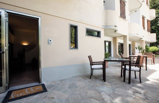 Room 'Doppia - Letti Singoli' with Shared Garden, Wi-Fi and Air Conditioning