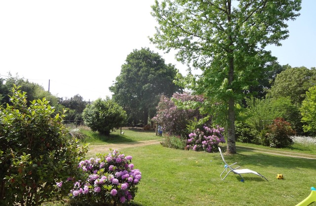 Room in pretty quiet longère