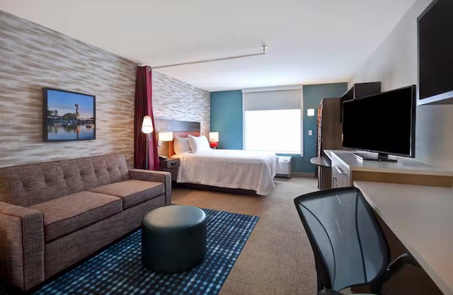 Roomy Suite for a Relaxing Stay – Close to Exciting Wichita Spots
