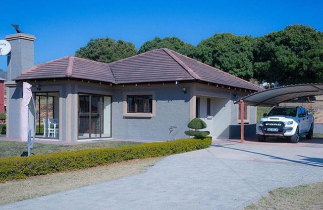 Rovy Villas Luxurious Chalet