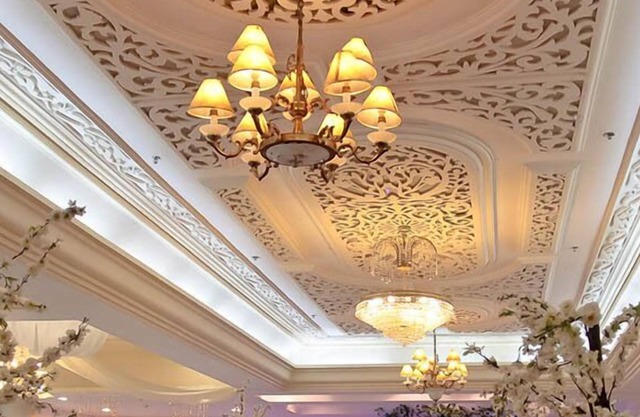 Royal Garden Hotel
