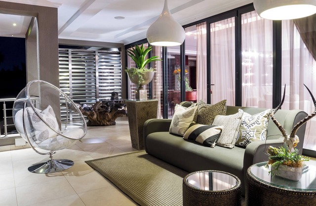 Royal Mukumbura Boutique Hotel