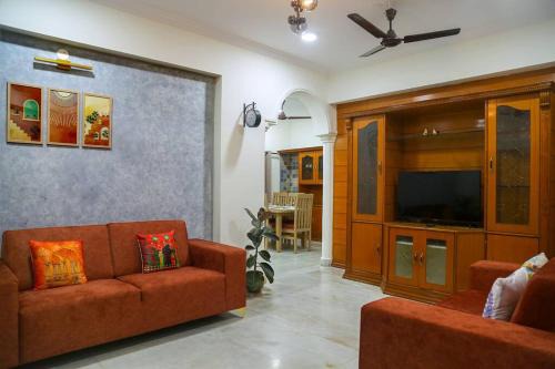 Royal Residency 3BHK, Near Rameshwaram cafe, HiTech City