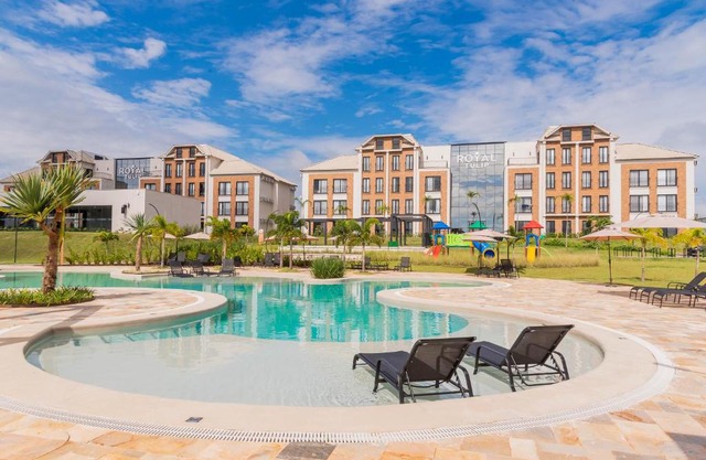 Royal Tulip Holambra