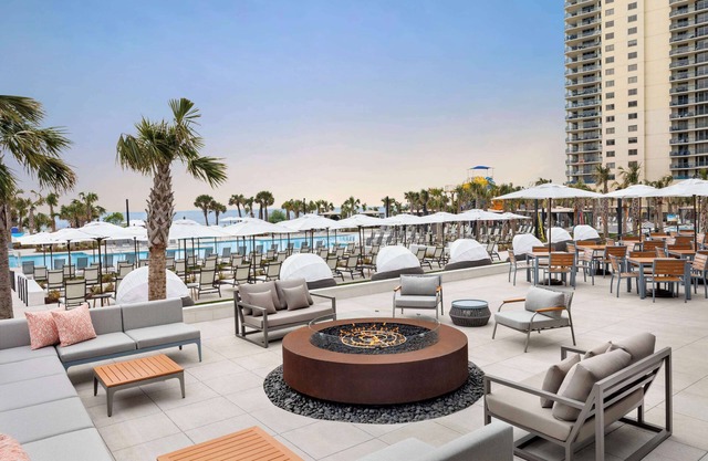 Royale Palms Condominiums