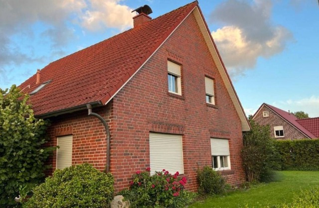 Ruheoase am Wasser- Kinder und Tierfreundlich mit 4 Schlafzimmern, Großem Garten