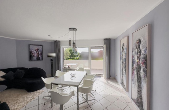 Ruhiges Juwel: frisch renoviert 100 qm