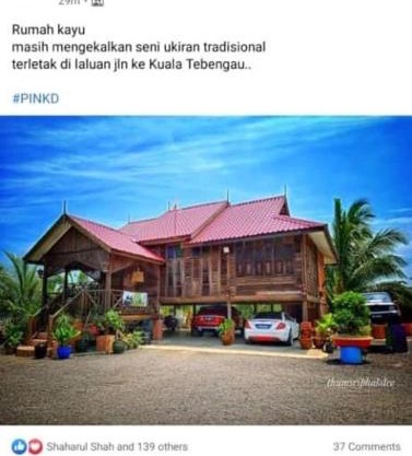 RUMAH KAYU ED BEACH Cafe