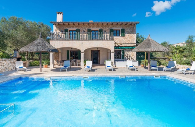 Rural Idyll Villa "Sa Sinia" with Pool