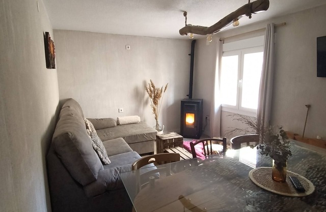 Rural Lodging El Cerro. Discover the Serranía de Cuenca with your pet.