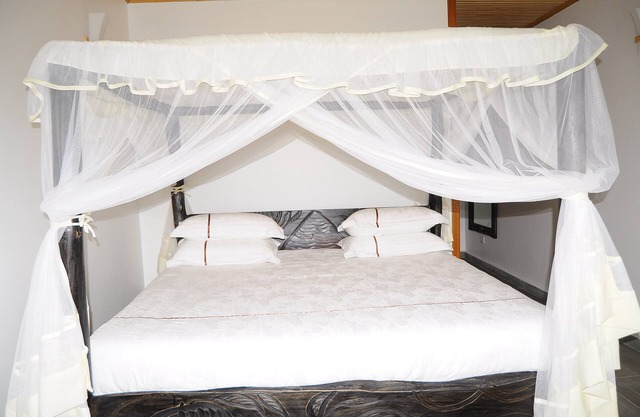Rushel kivu Resort kayove