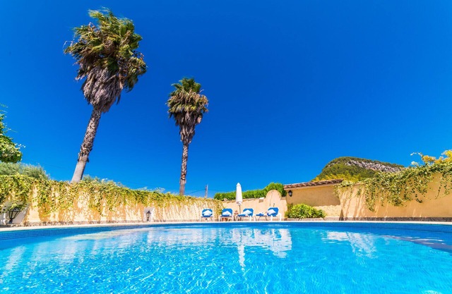 Rustic Finca in Pollensa Sa Sort Llarga with pool