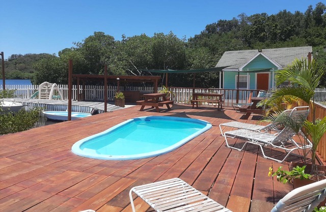 Rustic Island charm on the East End of Roatan where history abounds