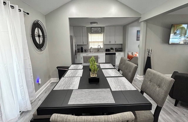 S.V. Hideaway on the Hill