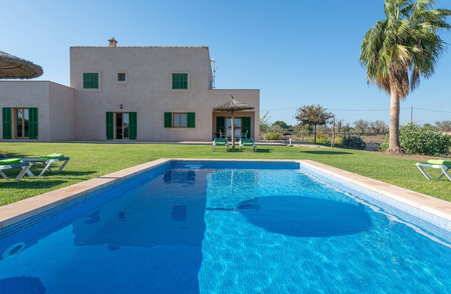 SA CARROTJA - Wonderful villa with private pool and free WiFi.