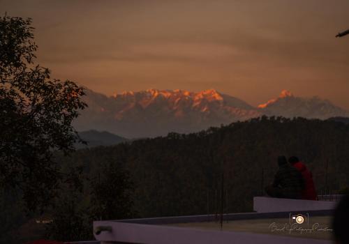 Saanjh Binsar, Himalaya ka Dwaar