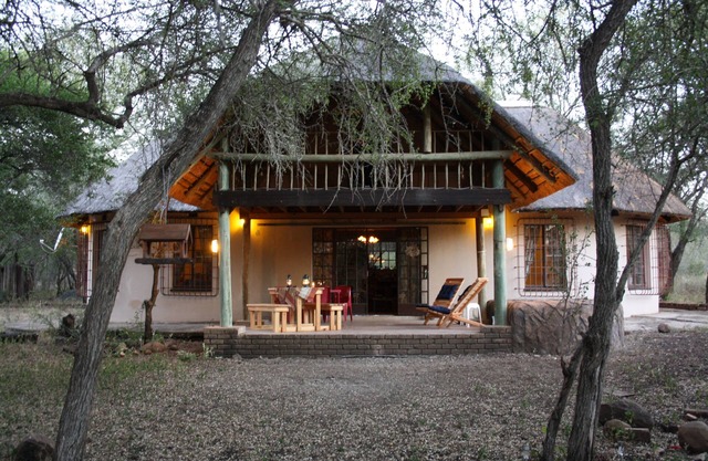 Sadadu holiday house bordering Kruger National Park, Free wifi