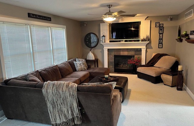 Safe & Spacious 3BR/3BA family and pet friendly home near TBK sports complex