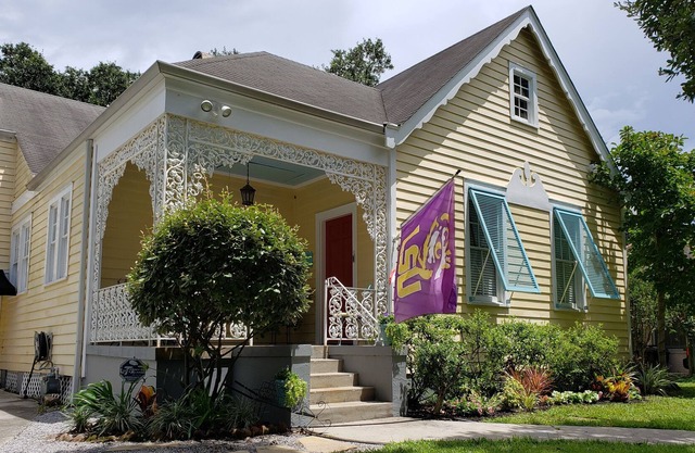 Safe, Spacious, Parking, 3200 sq ft, 5 bedr, 4 baths, 7 beds