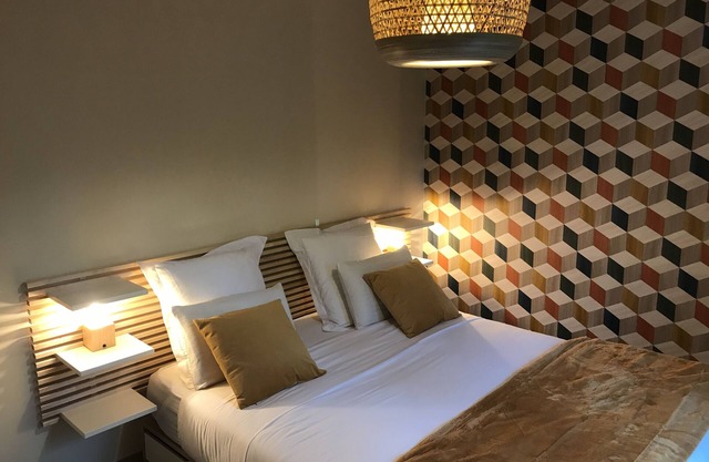 Saint-avertin : Maison Chaleureuse et Confortable