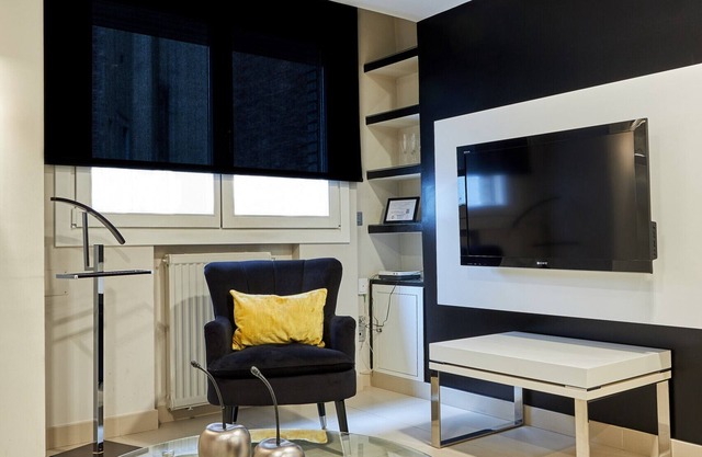 SALAMANCA COMFORT, by Presidence Rentals