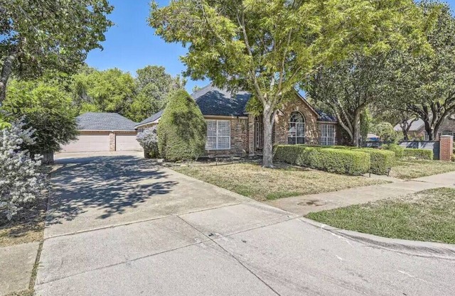 Salem Home in Grand Prairie