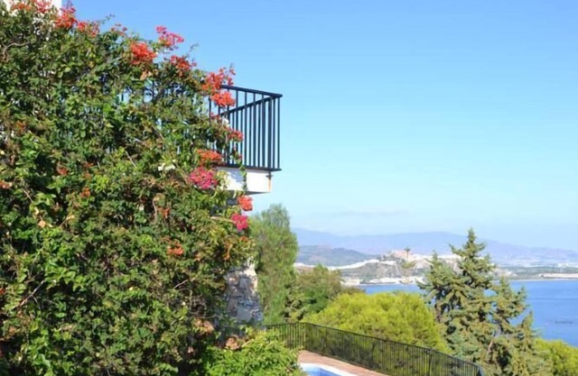 Salobrena: House with garden