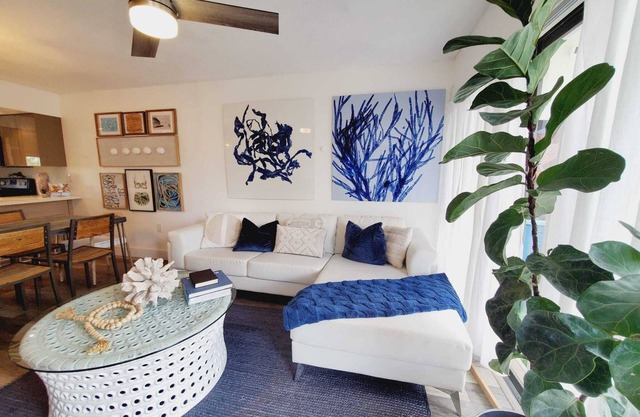 Saltwater Lagoon-View Luxury in Key Largo Kayaks, Pools, Boat Slip, & More!