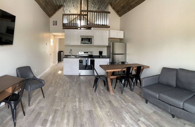 Salty Cedar Cabin #5