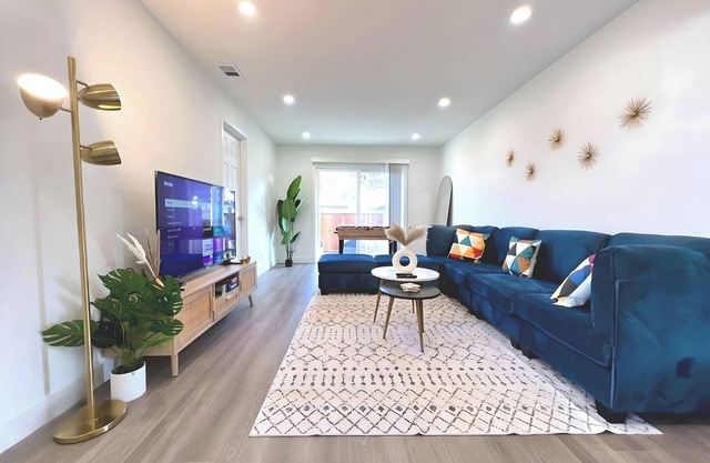 San Jose 3BR > Newly Remodel, KingBed, Yard, HomeGym