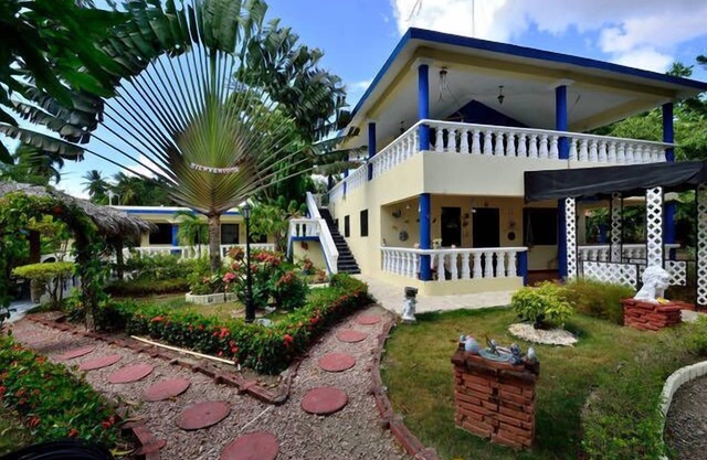 SANA El Jardin Secreto Guest House sleeps 10