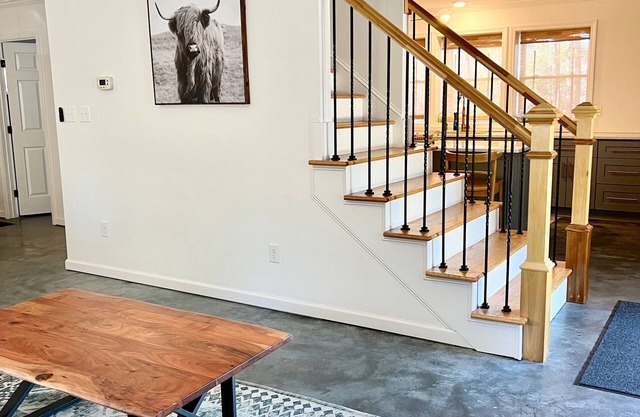 Sand-HILL’S Paradise Lake