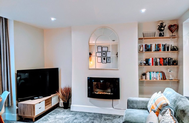 Sandalwood Apartment - 2 bedrooms, close to the sea