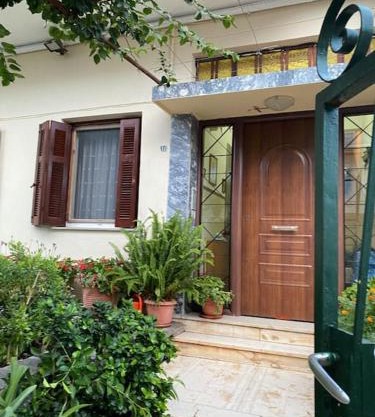Sandras apartment