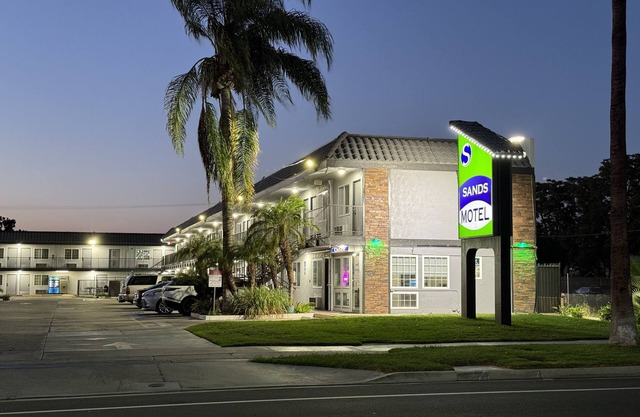 Sands Motel